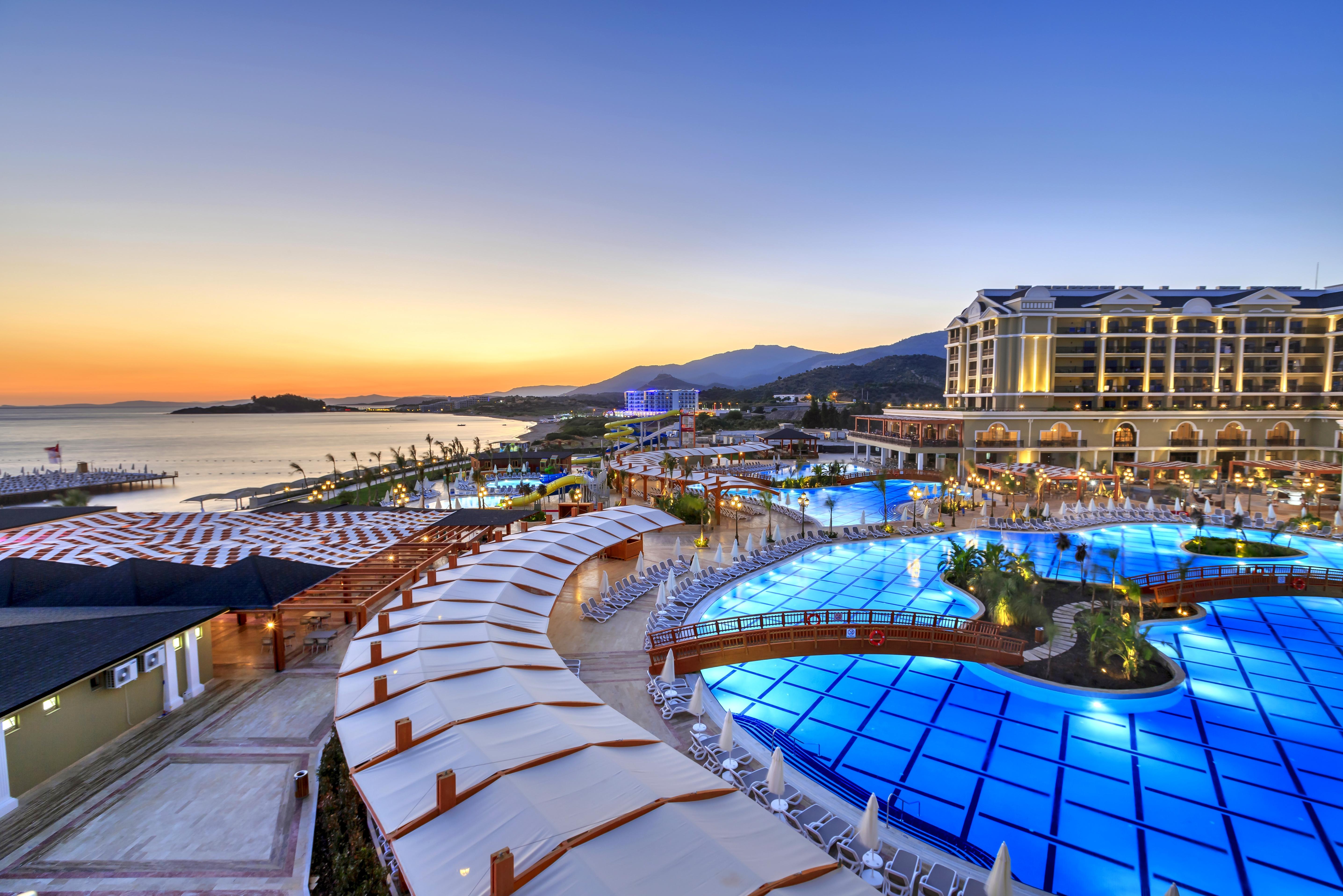 Sunis Efes Royal Palace Resort & Spa Ozdere Exterior photo