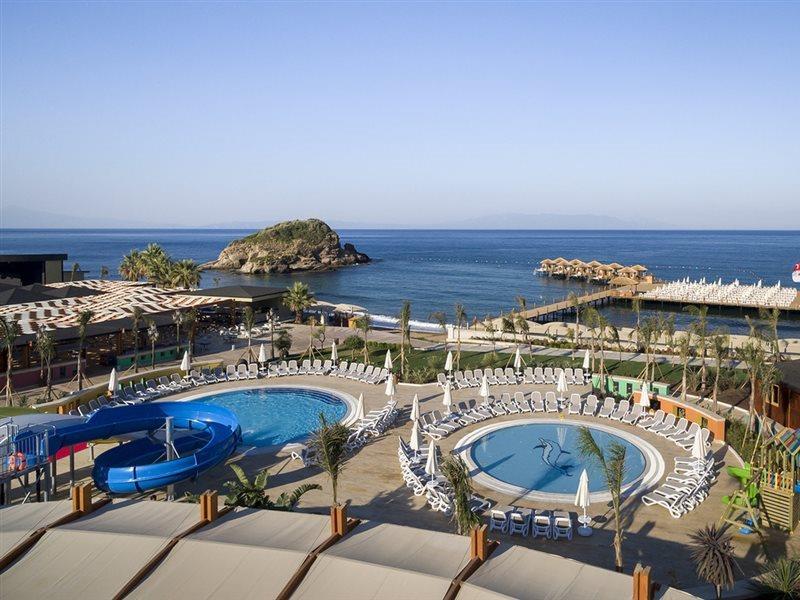 Sunis Efes Royal Palace Resort & Spa Ozdere Exterior photo